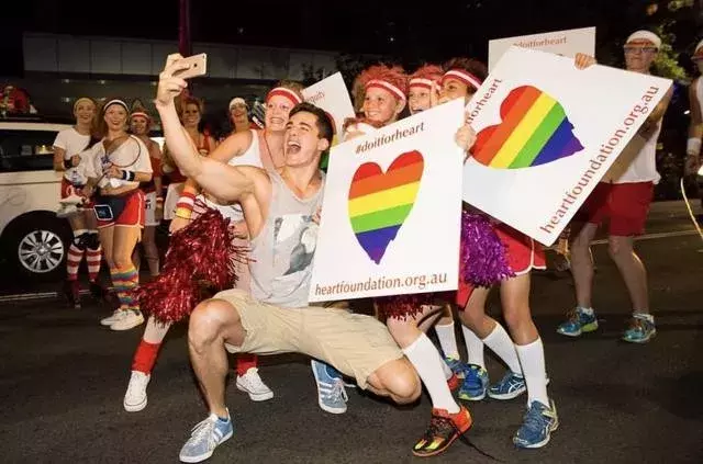 怎样登录BlUed？